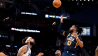 6 ثلاثيات في 5 دقائق تقود يوتا جاز لإسقاط جولدن ستيت