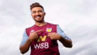 محمود تريزيجيه يغازل جماهير أستون فيلا بحلم الطفولة