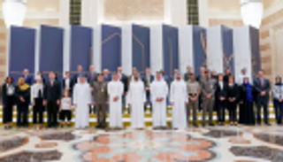 حكومة الإمارات تمنح دفعة من العلماء الإقامة الذهبية الدائمة