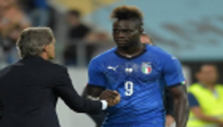 مانشيني يرفض ترضية بالوتيلي باستدعائه لمنتخب إيطاليا