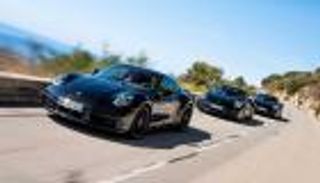 بورشه الألمانية تختبر 3 موديلات جديدة لـ 911 Turbo