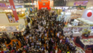 10 روايات تتصدر قائمة الأكثر مبيعاً في "الشارقة للكتاب"