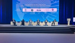 جانب من زيارة الشيخ محمد بن راشد آل مكتوم لـ