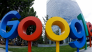 صراع الجبابرة.. جوجل تنافس أبل وفيسبوك على الخدمات المالية