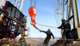 وكالة الطاقة: نمو الطلب العالمي على النفط سيتباطأ من 2025