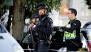 بريطانيا توقف شابا قادما من تركيا يشتبه في تخطيطه لأعمال إرهابية