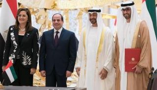 الشيخ محمد بن زايد والرئيس المصري عبدالفتاح السيسي