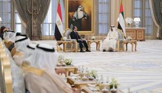 الشيخ محمد بن زايد آل نهيان والرئيس المصري عبدالفتاح السيسي