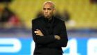 الدوري الأمريكي يعيد هنري للتدريب