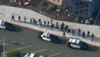 حادث المدرسة الأمريكية.. المتهم مراهق احتفل بعيد مولده منذ أيام