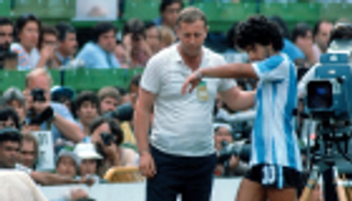 طرد مارادونا ومادة مخدرة.. 6 مباريات لا تنسى في تاريخ السوبر كلاسيكو