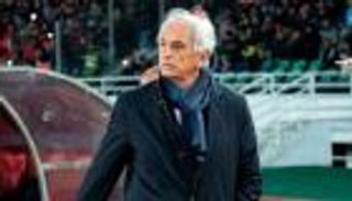 مدرب المغرب يعترف بأزمته الهجومية وينتظر دعم ميسي