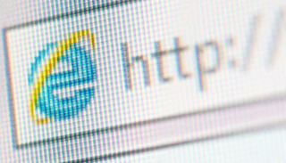 مايكروسوفت تسد ثغرات أمنية خطيرة في إنترنت إكسبلورر