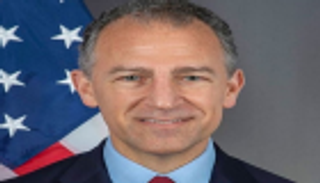 سفير أمريكا الجديد بمصر.. دبلوماسي ولاعب سابق يتحدث 5 لغات