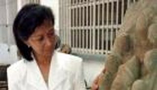 وفاة أميرة كمبوديا محترفة "الباليه الملكي" عن 76 عاما