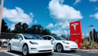 تسلا تستثمر 4 مليارات يورو في مصنع بألمانيا