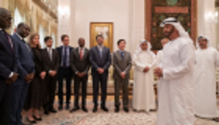 محمد بن زايد يستقبل المشاركين في أعمال القمة الأفريقية للاستثمار