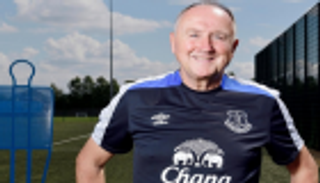 "مكتشف محرز" يؤكد تحذيره لمورينيو من "الطفل" لوكاكو