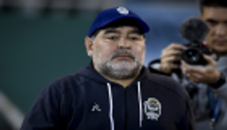 تغيير رئيس النادي يهدد استمرار مارادونا مع خيمناسيا