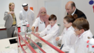 الأكبر في العالم.. افتتاح مختبر "المستكشف الصغير" بدبي