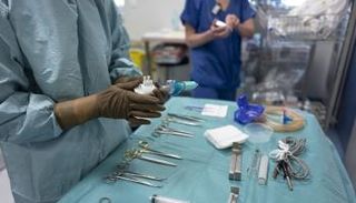 طبيب فرنسي يعتدي على 250 ضحية - أرشيفية