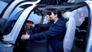 "الإمارات لتدريب الطيارين" تشارك في "معرض دبي"