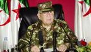 قائد الجيش الجزائري: نمر بظروف استثنائية والانتخابات بر الأمان