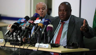 جانب من المؤتمر الصحفي لرئيس بعثة الأمم المتحدة لحفظ السلام في دارفور 