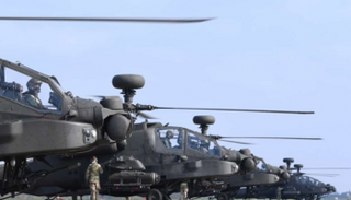 طائرات أباتشي الأمريكية