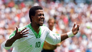 سعيد العويران - نجم الكرة السعودية 