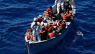 تونس تنقذ 40 مهاجرا فشلوا في التسلل لأوروبا