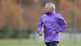 يوفنتوس يستغل مورينيو لإبرام صفقة شتوية