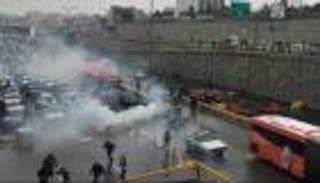 مليشيا الحرس الإيراني تعتقل 100 من قادة الاحتجاجات