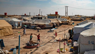 أطفال عناصر داعش داخل أحد المخيمات - أرشيفية