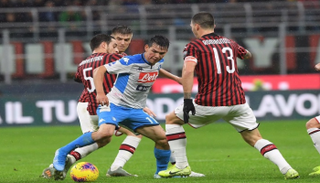 من مباراة ميلان ونابولي