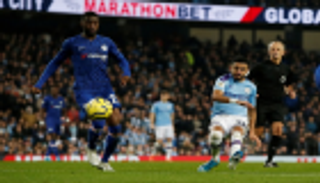 محرز يتغنى بهدفه "الرائع" أمام تشيلسي