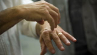 منصة للواقع الافتراضي لتأهيل الناجين من السكتة الدماغية