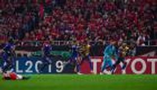 سجل هدفين وأنهى العقدة.. الهلال السعودي يتوج بطلا لآسيا