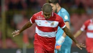 فوز الوحدة على النصر