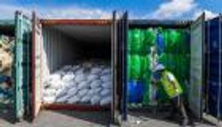 بريطانيا تستعيد 42 حاوية مخلفات بلاستيكية من ماليزيا