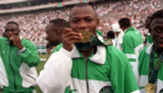 بطل أولمبياد أتلانتا: مصر قادرة على تكرار ذهبية نيجيريا بوجود صلاح