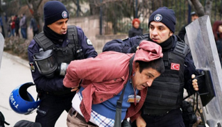 نظام أردوغان يواصل حملته الشرسة ضد معارضيه