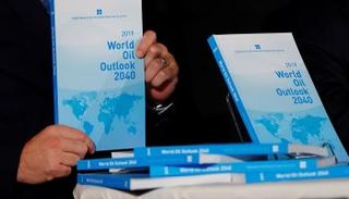 تقرير حول  توقعات النفط العالمية في أوبك- رويترز