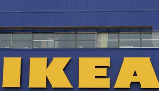 إيكيا تطلق لمبة متوهجة جديدة