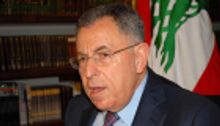 السنيورة لـ"العين الإخبارية": عون "خرق" الدستور.. والحريري الأنسب للحكومة