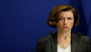 فرنسا بعد مقتل 13 جنديا: لا تراجع عن مكافحة الإرهاب