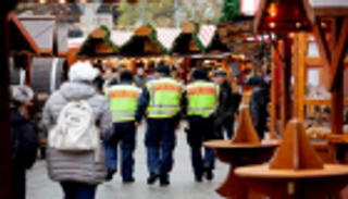 سوق "الكنيسة التذكارية" في برلين.. الاحتفالات تهزم الإرهاب‎