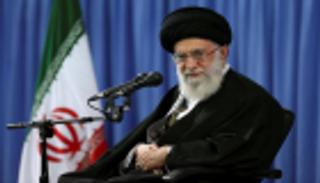 خامنئي يعترف ضمنيا باتساع نطاق الاحتجاجات بعد أن وصفها بـ"المؤامرة"