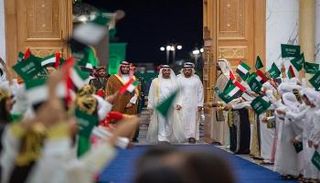 الشيخ محمد بن زايد آل نهيان والأمير محمد بن سلمان بن عبدالعزيز