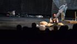 110 عروض في "أيام قرطاج المسرحية".. وتكريم الإماراتي أحمد الجسمي